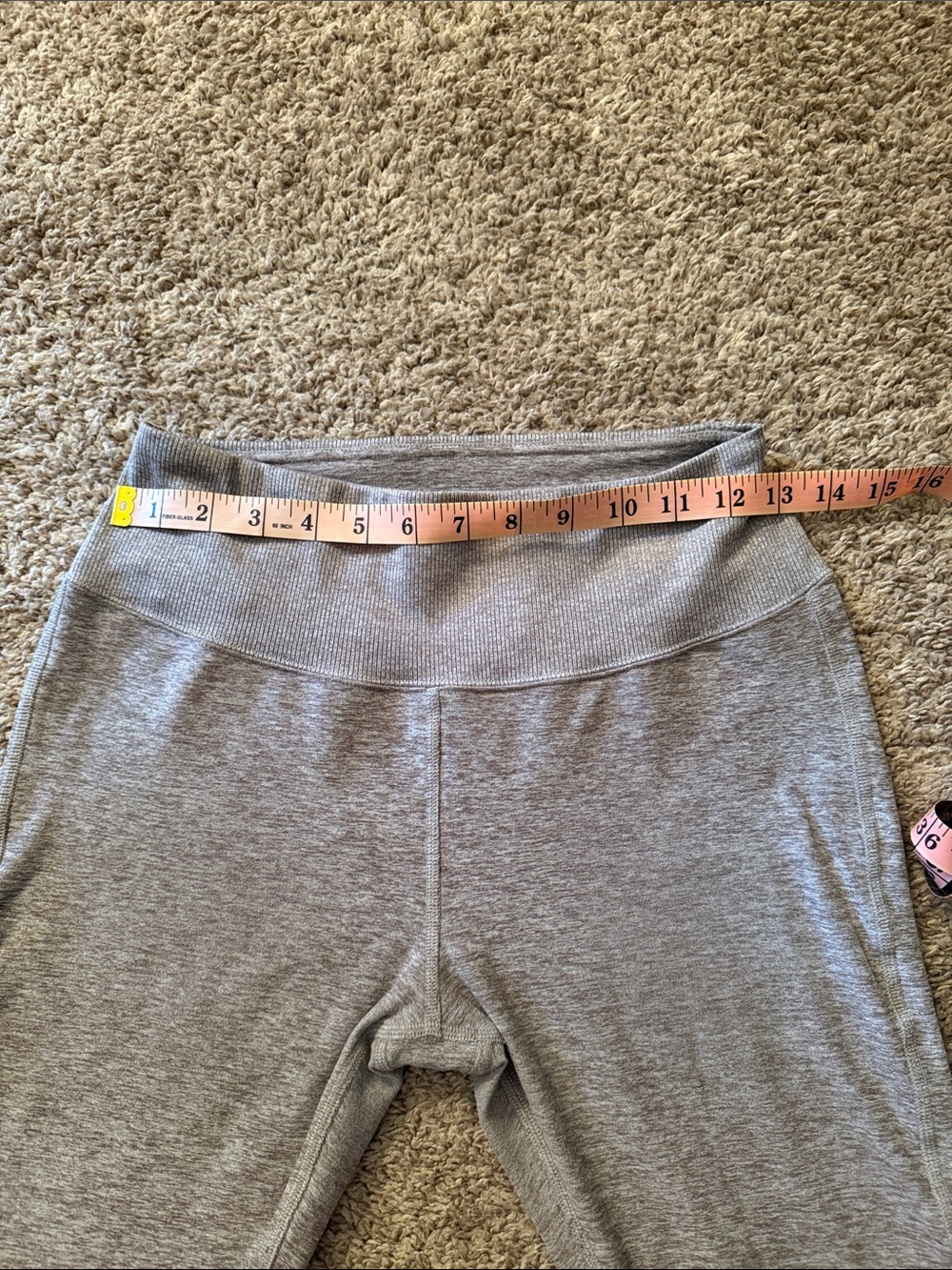 Alo leggings size L - Picture 3 of 10